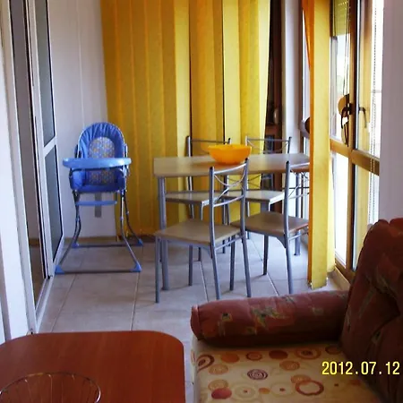 Lucky Beach Aparthotel 4*